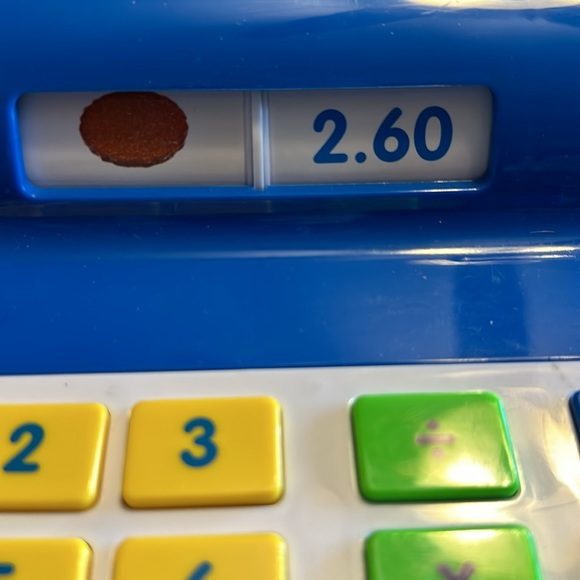 Vtg. Kids cash register w/$ & calculator. - Picture 9 of 9